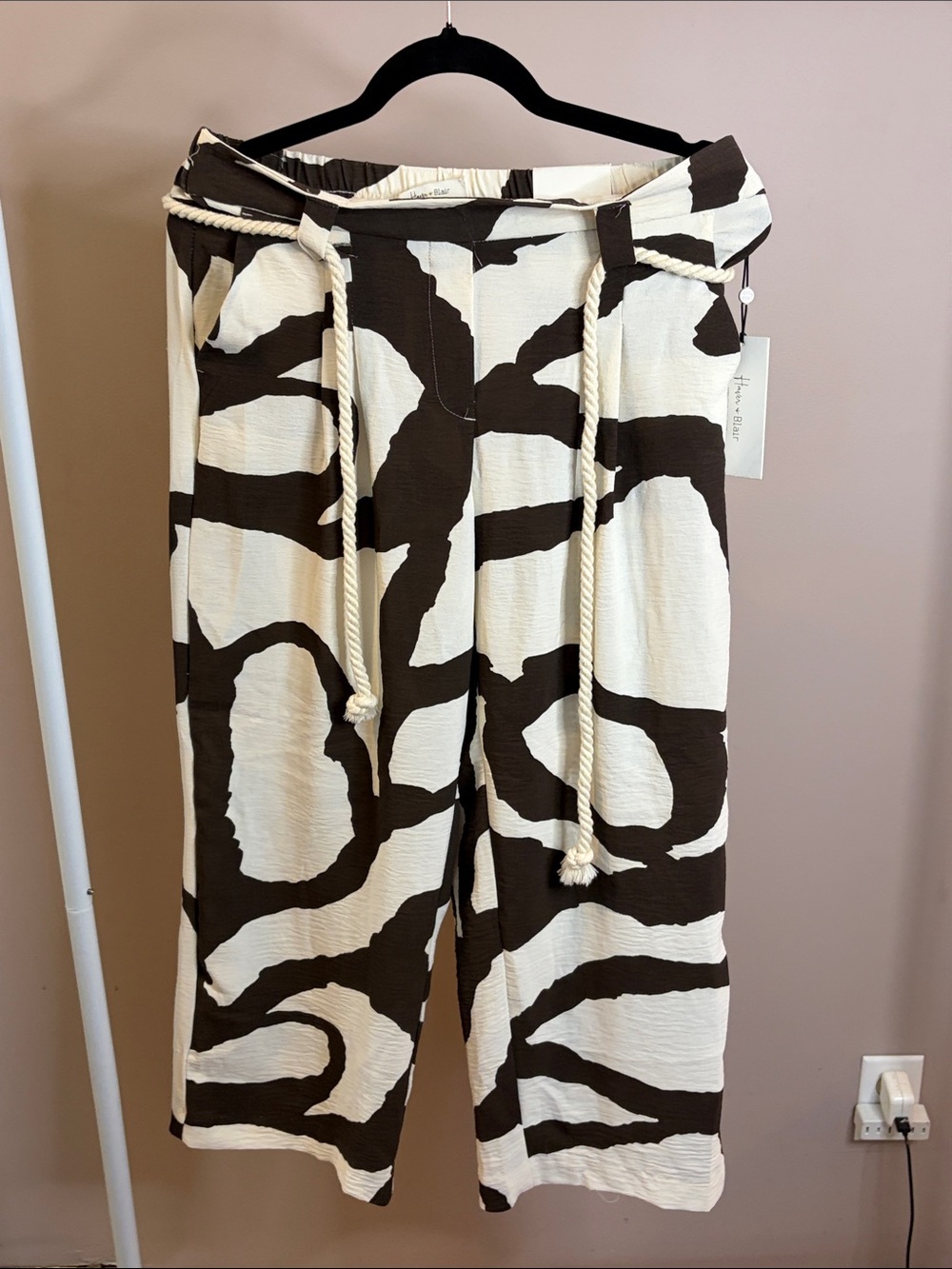 Wide Leg Rope-Waist Pants in Brown & Cream
